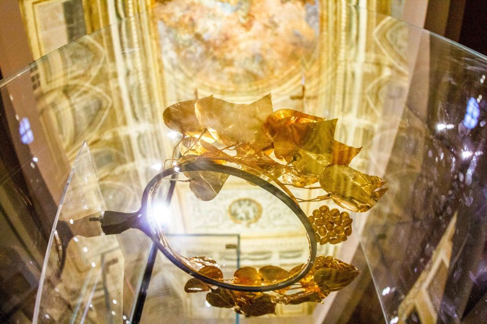 Naples: National Archaeological Museum Ticket & Audio App - Pompeii and Herculaneum galleries: where the past becomes everyday