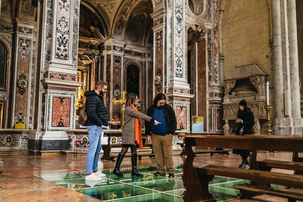 Naples: Old Town Guided Walking Tour - Piazza Bellini to Via dei Tribunali: where Naples starts talking