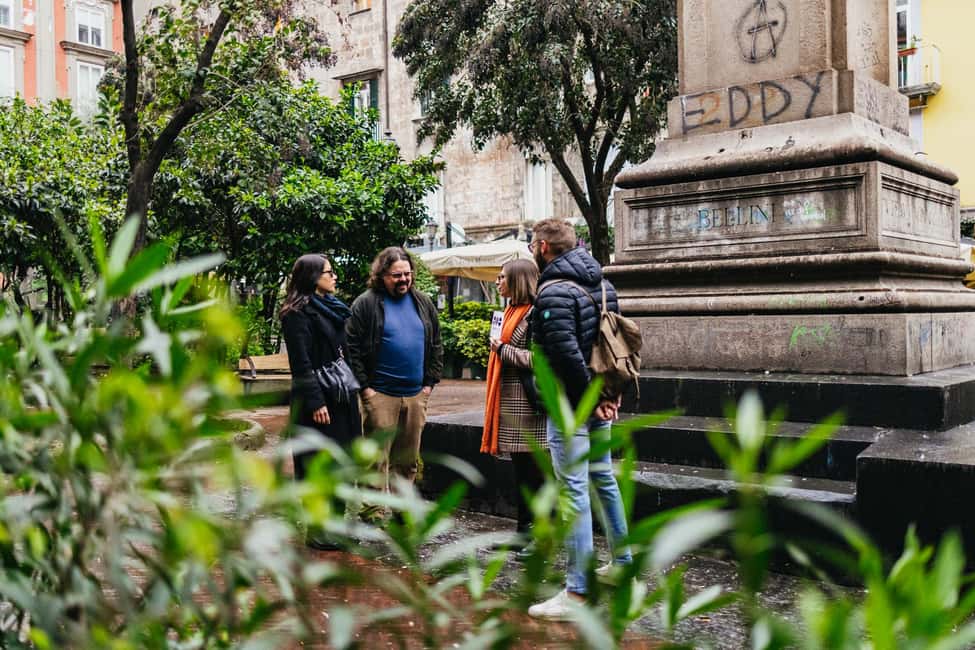 Naples: Old Town Guided Walking Tour - San Gregorio Armeno: nativity scenes, shopping time, and a craft culture