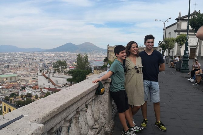 Naples Panoramic Walking Tour: From the Hills to the Center - Guides Make the Difference: Pacing, Humor, and Clear English
