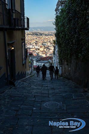 Naples Panoramic Walking Tour: From the Hills to the Center - Meeting Point and How the Funicular Fits In
