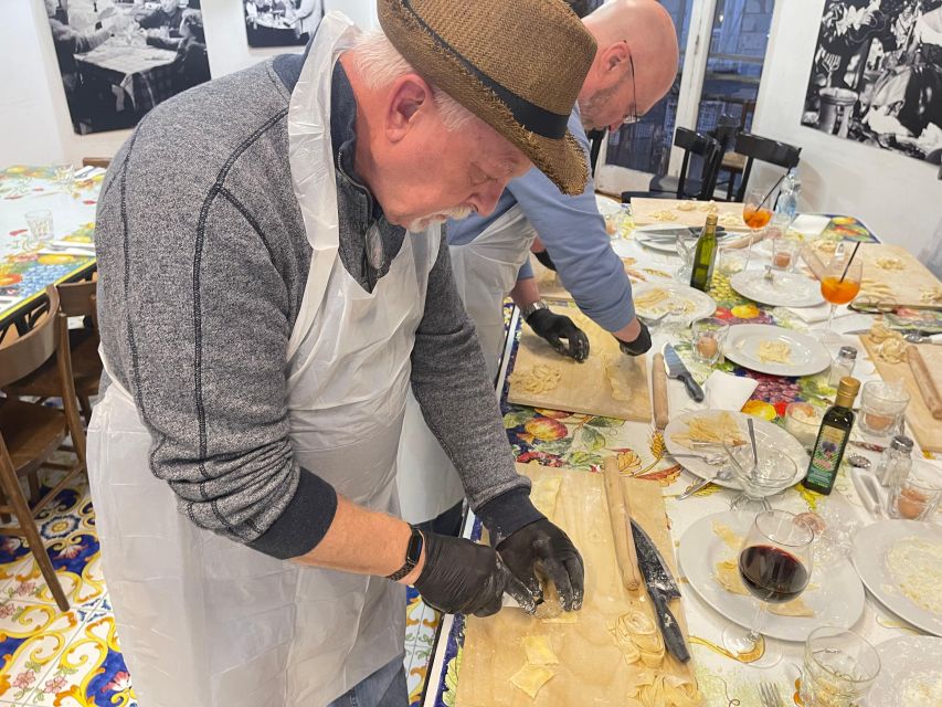 Naples: Pasta Cooking Class with Tiramisù and a Drink - Key things that make this class worth your time
