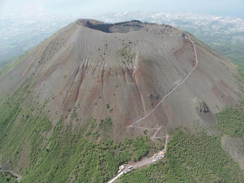 Naples: Pompeii and Herculaneum Tour with Tickets and Lunch - Naples to Pompeii and Herculaneum: why this day trip works