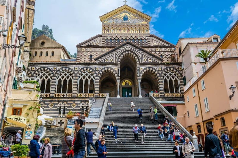 Naples: Positano, Amalfi, and Ravello Small Group Tour - Positano: 60 Minutes of Steep Streets, Shops, and Coastal Photos