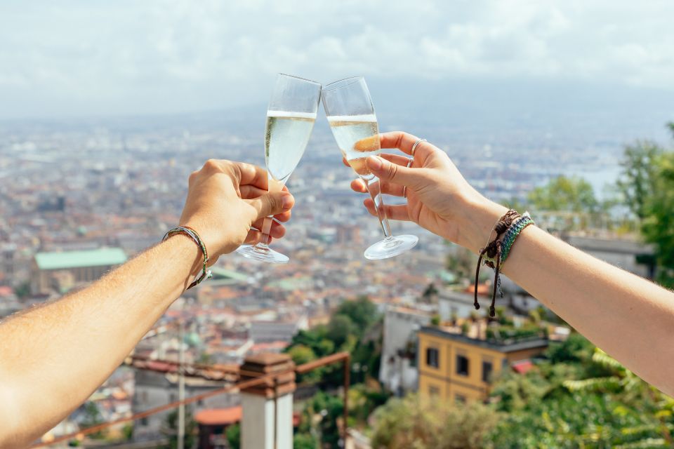 Naples: Private Food Tour – 10 Tastings with Locals - Piazza del Gesu: where the walk turns into a sense of place