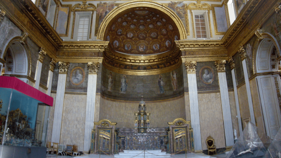 Naples: Royal Palace Entry Ticket with Digital Audio Guide - Your best companion: the audio guide (and why it can make or break it)