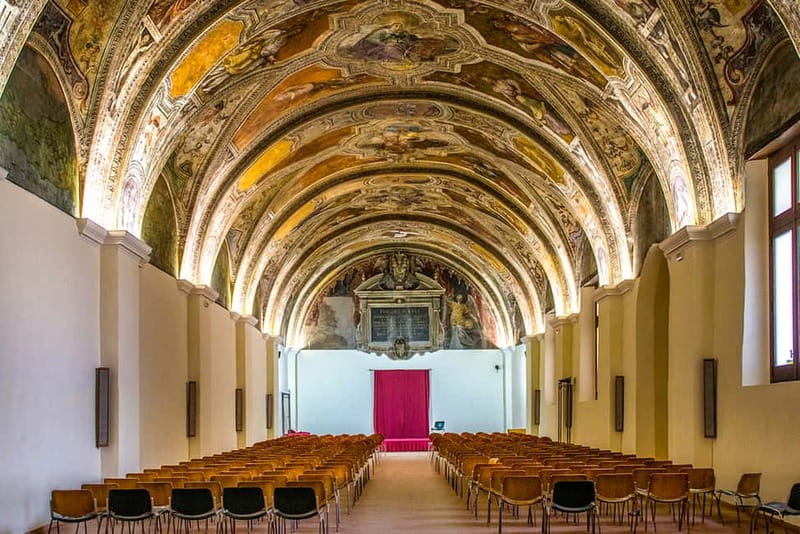 Naples: San Lorenzo Maggiore and Neapolis Sotterrata Ticket - Sisto V Hall: Franciscan frescoes you can actually enjoy