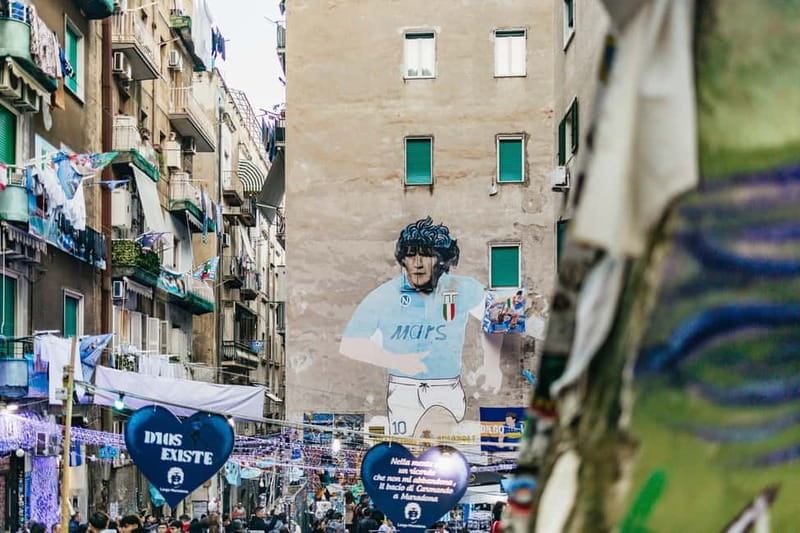 Naples: Street Art & History Tour in the Spanish Quarters - Murales Maradona: Use the 20 Minutes Wisely