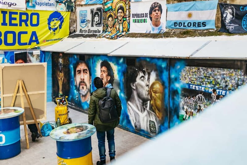 Naples: Street Art & History Tour in the Spanish Quarters - What to Bring (So the Walk Feels Easy)