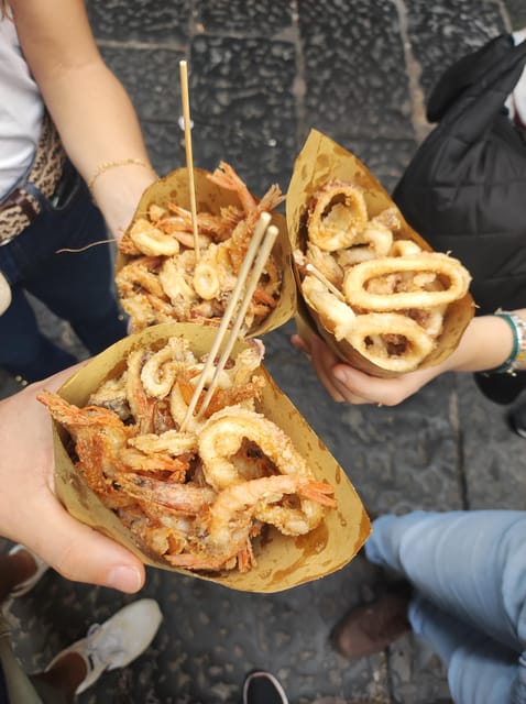 Naples Street Food Scene Tour: Small-Group Tasting Adventure - Santa Chiara Monumental Complex: one more street-food hit
