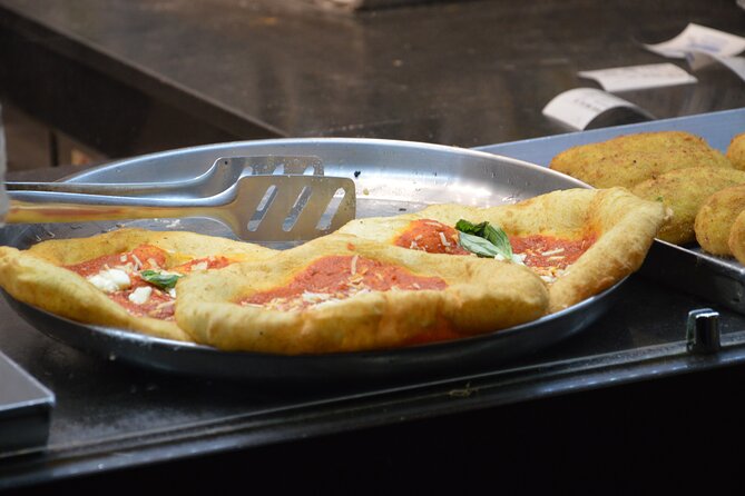 Naples' Ultimate Street Food Tour - Small Group by Do Eat Better - P.za Dante meeting point and the small-group feel (max 12)