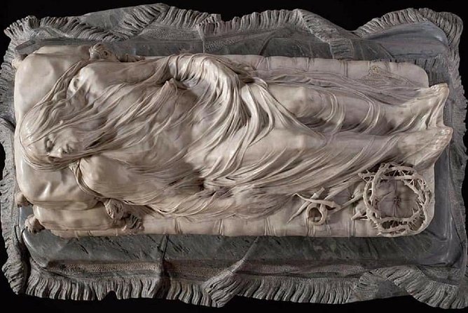 Naples: Veiled Christ & Santa Chiara Cloister Small Group Tour - Key Things You’ll Notice on This Walk