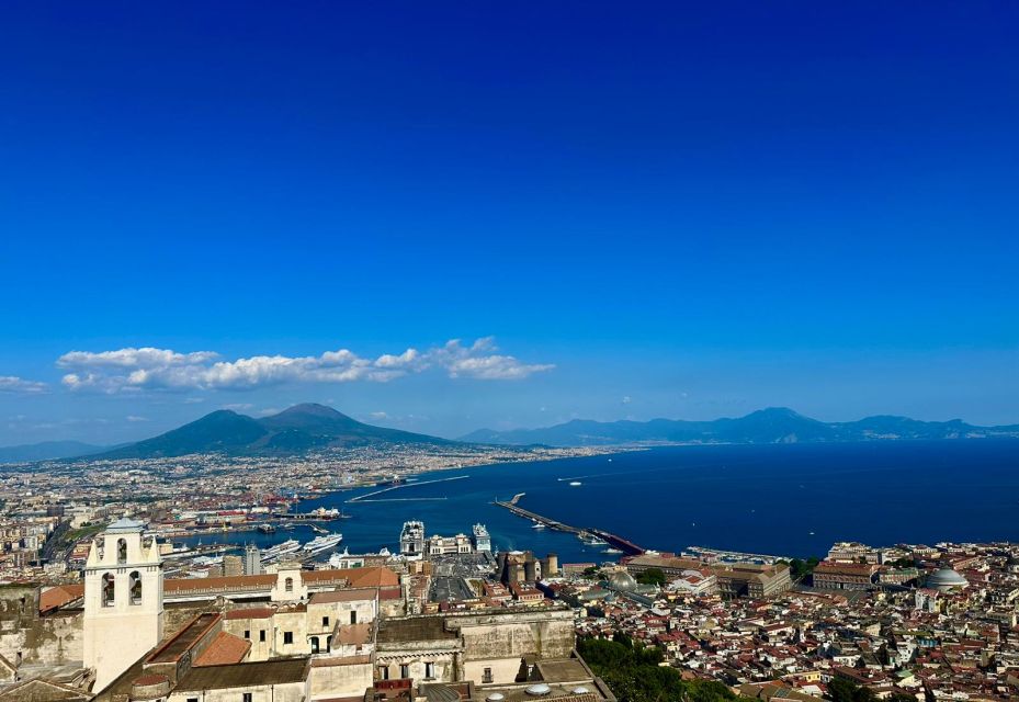 Napoli: Walking Tour of Naples with Local Tour Guide - Espresso and street-food culture: what you’ll learn beyond monuments
