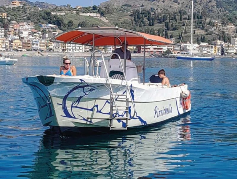 Naxos: Isola Bella, Blue Grotto, & Mazzarò Bay Boat Tour - Guides, Language, and Group Atmosphere (What to Expect If English Isn’t Perfect)