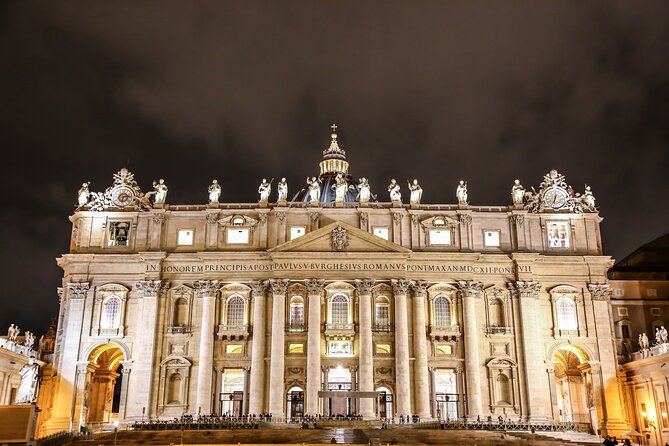 Night Tour of Rome with Local Pizza Dinner and Gelato Experience - Spanish Steps and Castel Sant’Angelo: photo-friendly stops with real atmosphere