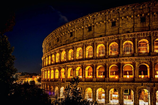 Night Tour of Rome with Local Pizza Dinner and Gelato Experience - Trevi Fountain and St. Peter’s Basilica: finishing with Rome’s biggest stage scenes