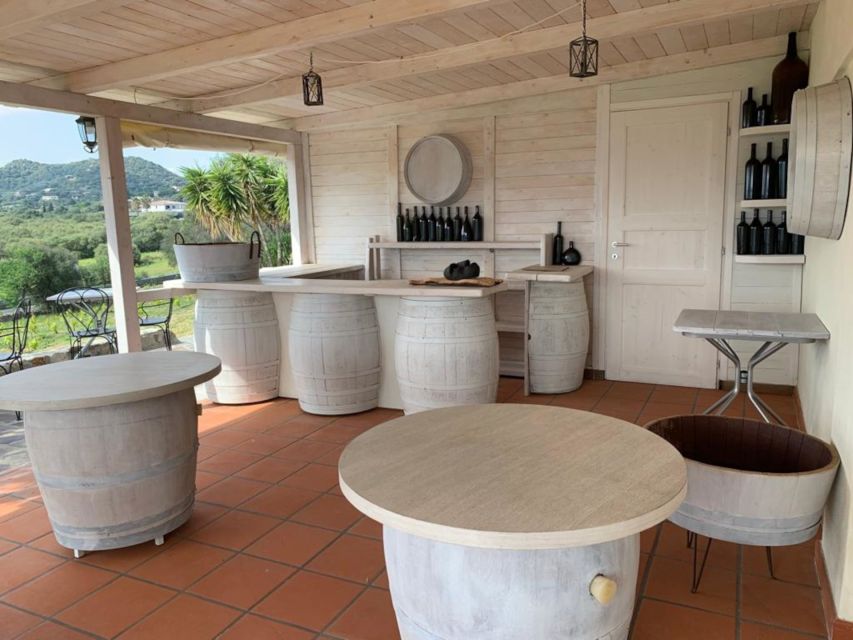 Olbia: Gallura Winery Guided Tour with Tasting - The surprise highlight: meeting the rescue animals on the farm