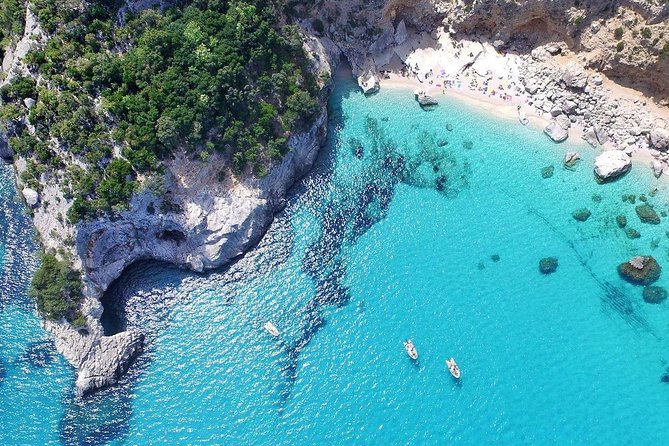 One day guided boat tour along the Baunei coast. - Boat comfort, shade, and what “max 150” really means