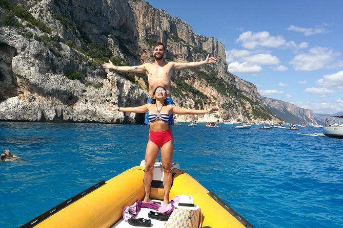 One day tour in rubber dinghy in the Gulf of Orosei with Skipper - Piscine di Venere: the short stop that’s all about turquoise water
