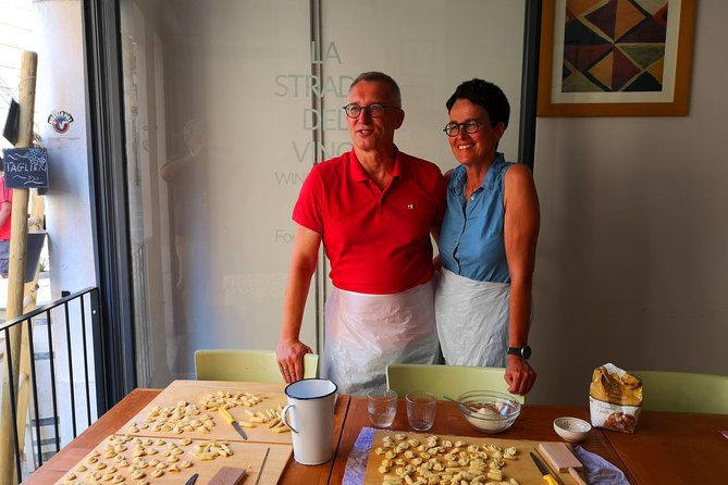 Orecchiette Cooking Class and Wine Pairing in Lecce - Hands-on orecchiette: what you learn (and what you’ll want to practice)