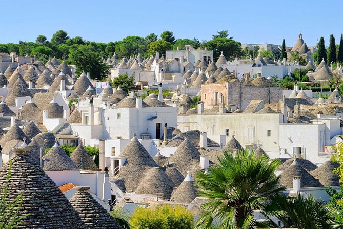 Ostuni, Alberobello and Polignano a Mare. Departing from Lecce - Pickup in Lecce: Let Someone Else Drive