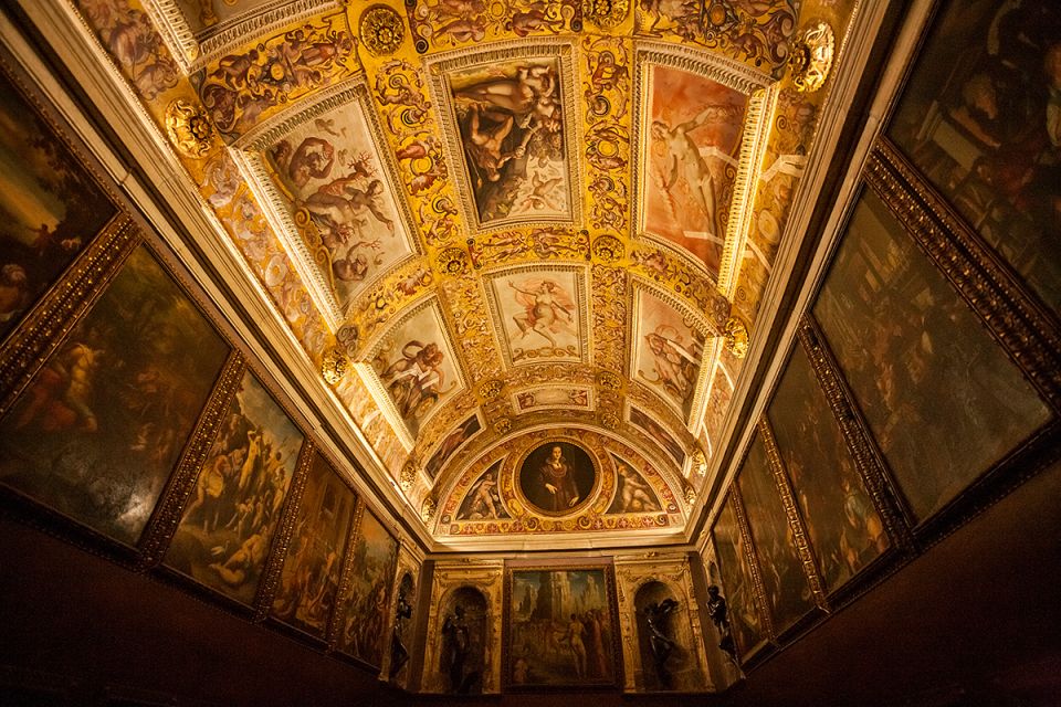 Palazzo Vecchio 90-Minute Morning Guided Tour - Cerca e Trova and Vasari’s frescoes: the Dan Brown thread, explained