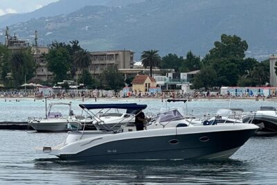 Palermo: Boat tour luxury - Meeting at WhiteScalo dell’Arenella and settling in fast