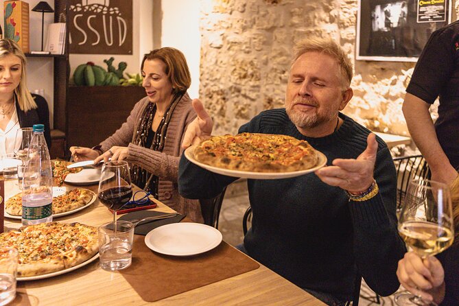Palermo Evening Food & Wine Tour with Eating Europe - Assud a Santamarina: Sicilian-style pizza demo in a historic palace