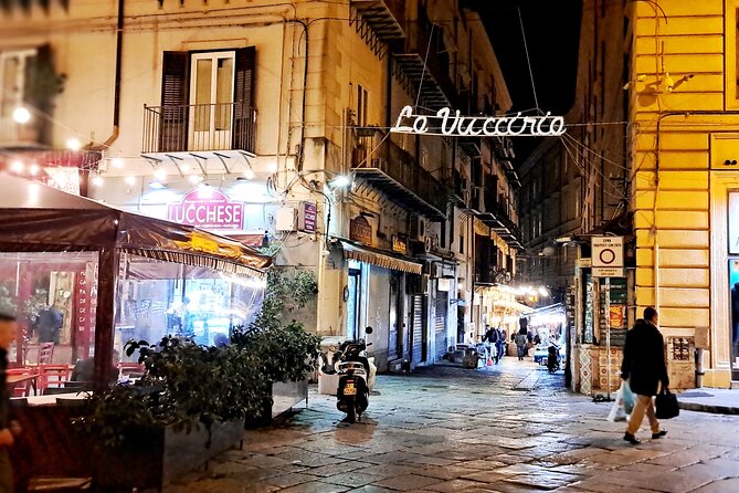 Palermo in 2 hours Main monuments and historic markets - Teatro dell’Opera dei Pupi: puppets with UNESCO clout