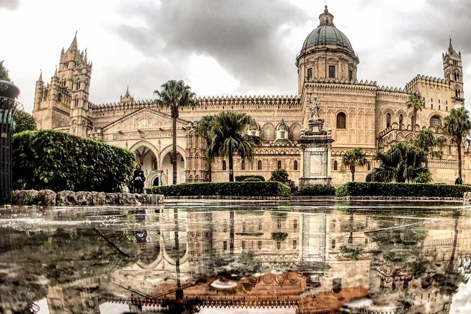 Palermo No Mafia walking tour: discover the Anti-mafia culture in Sicily - Palazzo di Giustizia, Cattedrale di Palermo, and Palazzo Pretorio: Institutions Under Pressure