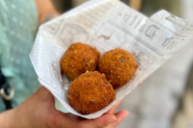 Palermo Walking Food Tour with Secret Food Tours - Sfrigola and Via Argenteria: classic tastes along streets with serious age