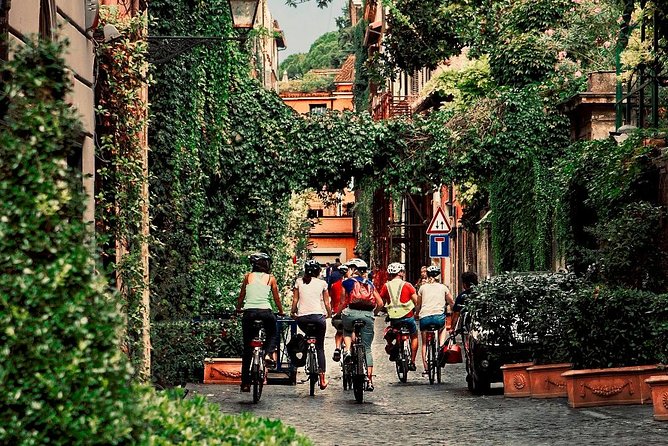 Panoramic Rome Off-the-beaten-track Tour with Cannondale Ebike - Janiculum Hill to Castel Sant’Angelo: The Views and the “Recycled” Landmark