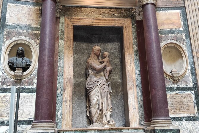 Pantheon: Semi-private Guided Tour with Entry Ticket - Headsets and group size: the comfort factor that matters in Rome