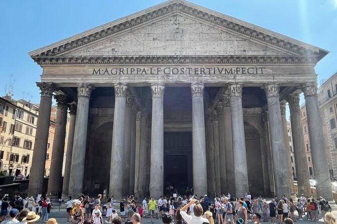Pantheon, The Best-Preserved Roman Monument Guided Tour - Raphael and Italian royalty: why the floor feels heavier