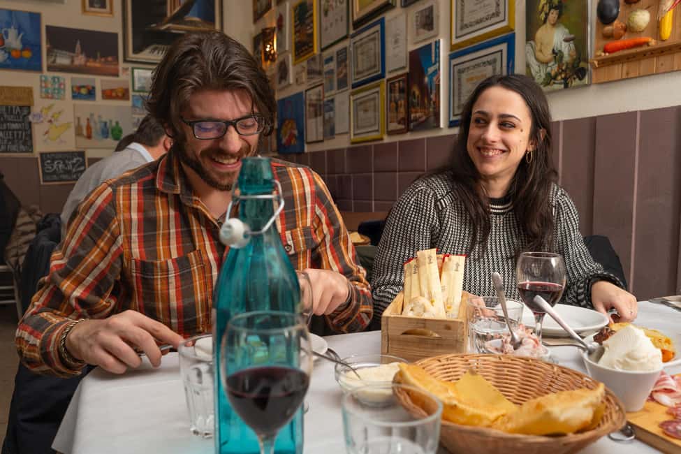 Parma: A Full Meal Walking Food Tour with a Local - What makes the best guides matter in a food tour