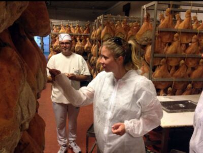Parma: Parmigiano Production and Parma Ham Tour & Tasting - Getting started at NH Parma and staying on schedule