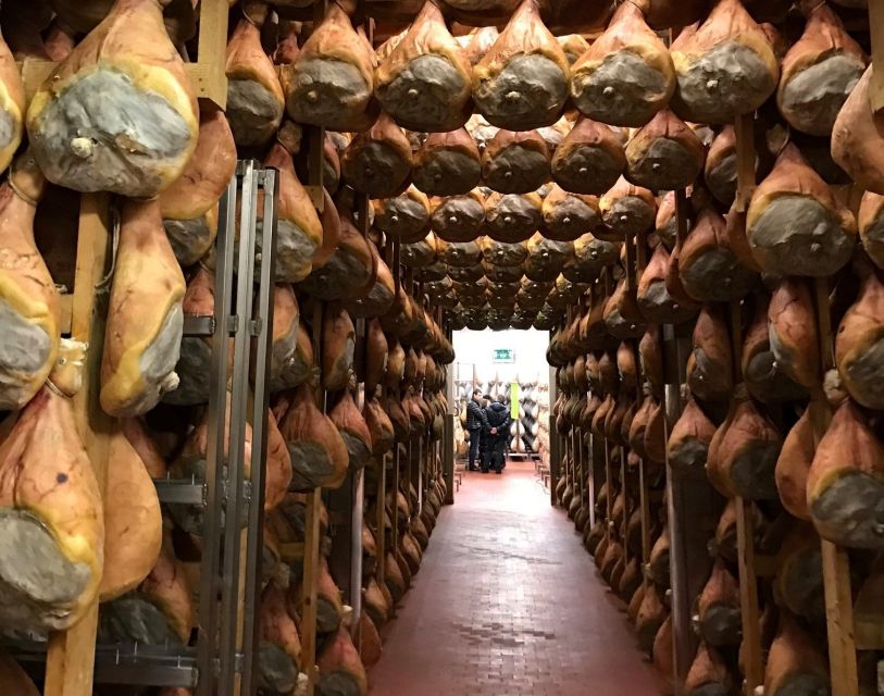 Parma: Parmigiano Production and Parma Ham Tour & Tasting - Who should book this ParmaLook tour