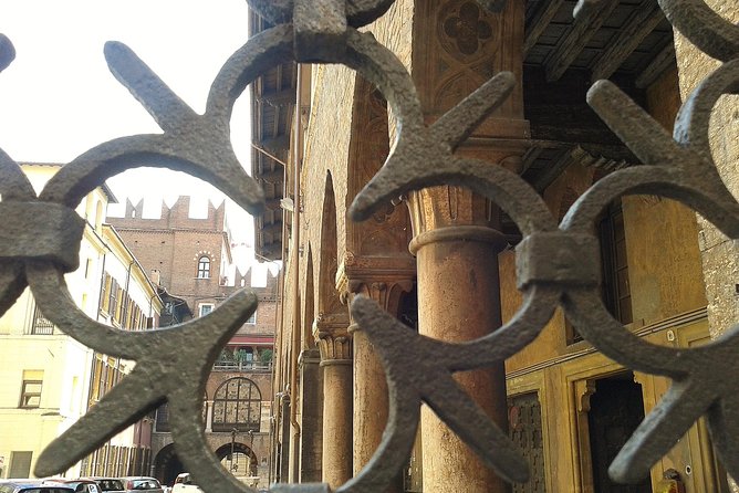 Passionate Verona: Living Romeo and Juliet's Story - Piazza delle Erbe: Love Story Meets Everyday Life