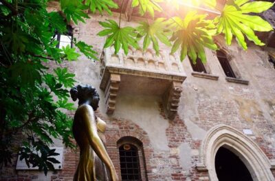 Passionate Verona: Living Romeo and Juliet's Story - Via Portici: The Letters to Juliet Film Start