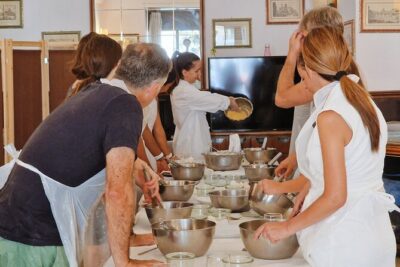 Pasta and Tiramisu Cooking Class in Rome, Piazza Navona - Your pasta class: fettuccine from scratch, no special gadgets needed