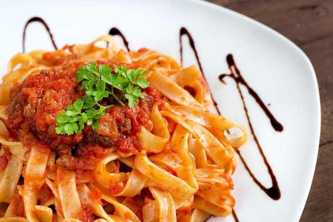 Pasta and Tiramisu Cooking Class in Rome, Piazza Navona - Who should book this class, and who should skip it