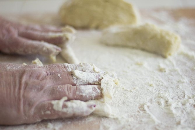 Pasta Class in Sorrento - The sauce and meal flow: more than just cooking demos