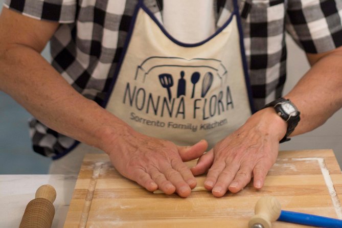 Pasta Class in Sorrento - Dessert workshop: tiramisu from scratch, plus liqueur-friendly fun