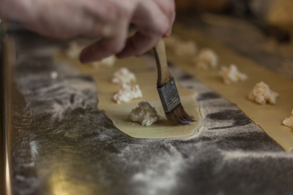 Pasta Cooking Experience in Florence - Sauce lessons: why you’ll remember this part