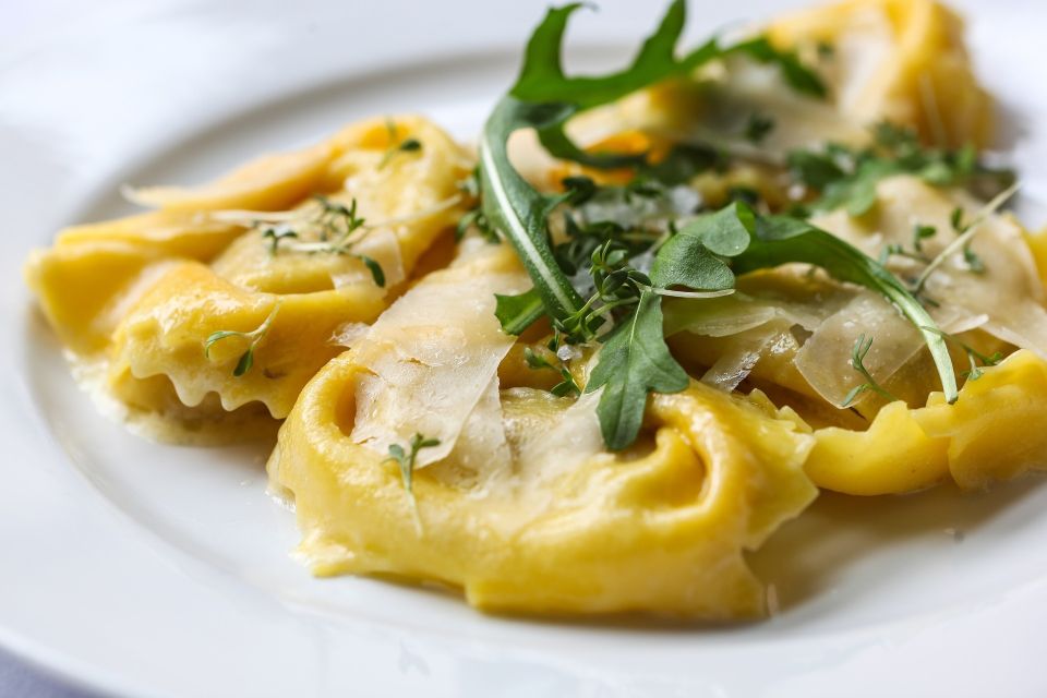 Pasta Cooking Experience in Florence - The sit-down finish: eating your pasta and pairing it with wine