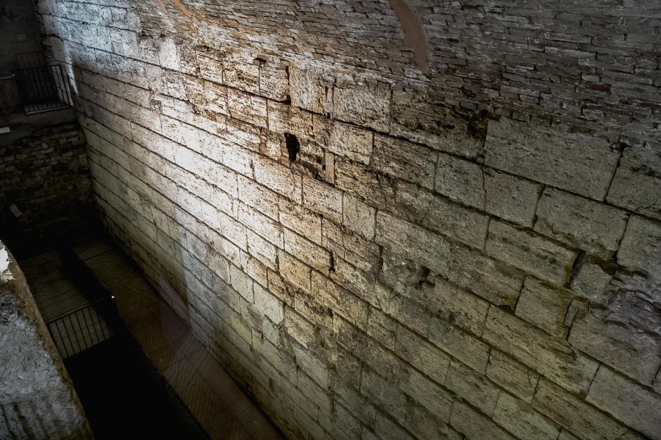 Perugia: Entry Ticket and Guided Tour of Perugia Underground - Saint Lawrence Island Complex: Why This Site Feels Different