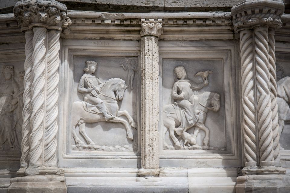 Perugia: Old Town Walking Tour, Piazza IV Novembre - Perugia Old Town in 90 Minutes: what you’ll walk through