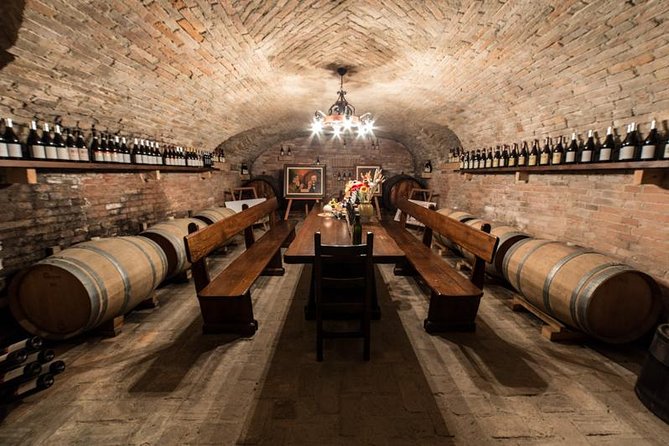 Piedmont Winery Tour: Taste Barolo, Barbaresco & Traditional Food - Where Barolo Country Turns Into a Real Wine Lesson