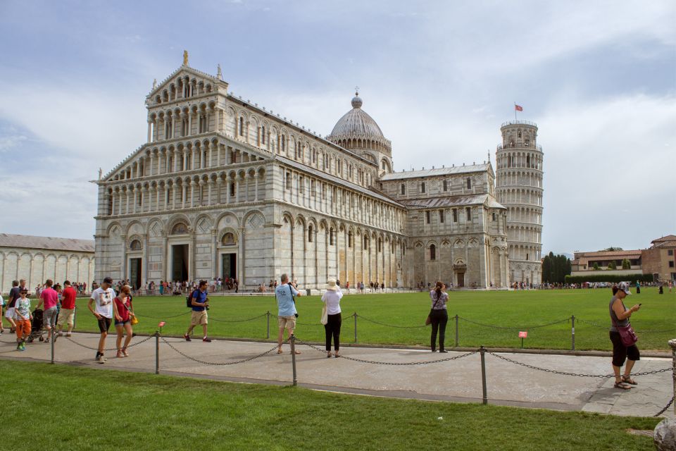 Pisa: Cathedral Guided Tour & Optional Leaning Tower Ticket - Climbing reality: what the 251 steps feel like (and where to look)
