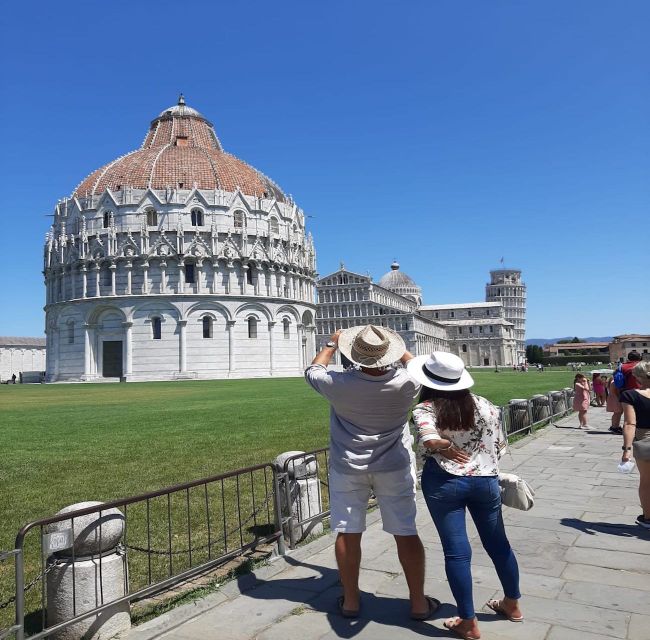 Pisa: Guided Tour with Optional Tower Tickets - Photo and timing help: making that famous angle actually easy